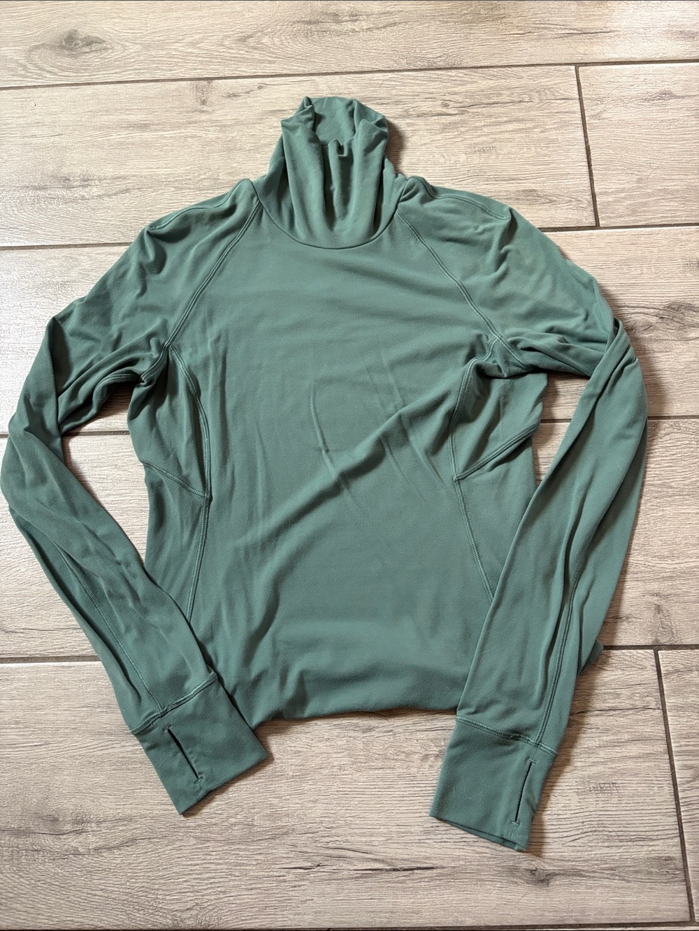 Lululemon turtleneck